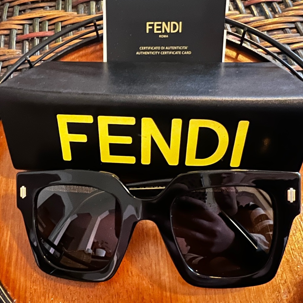 Fendi Roma Sunglasses